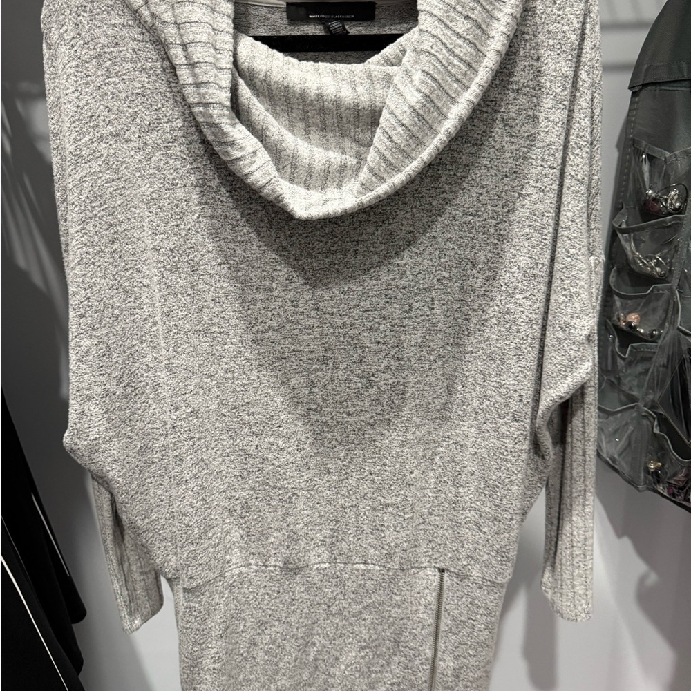 White House Black Market Gray Turtleneck Sweater with Chunky Knit